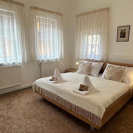 Apartment Bohemia カルロヴィ・ヴァリ エクステリア 写真