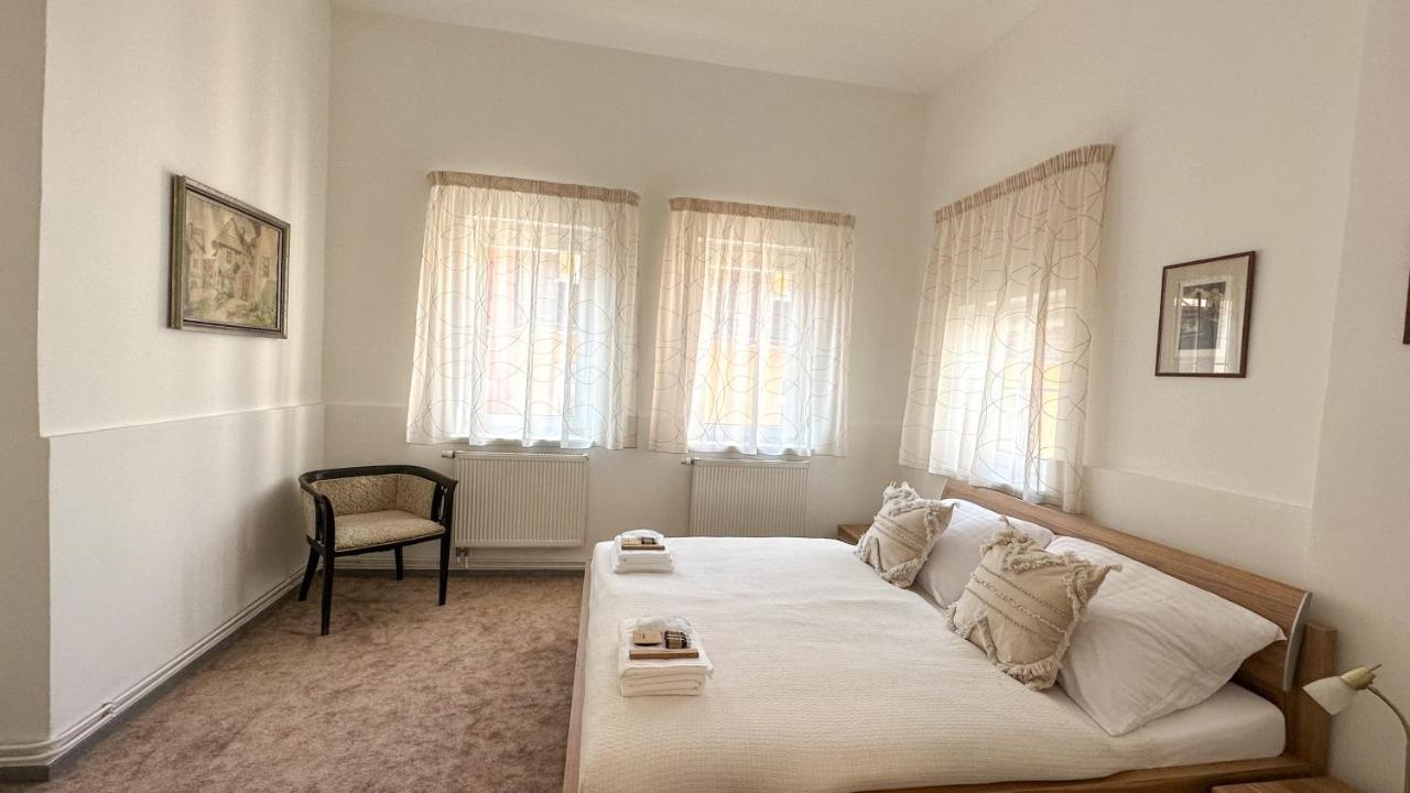 Apartment Bohemia カルロヴィ・ヴァリ エクステリア 写真