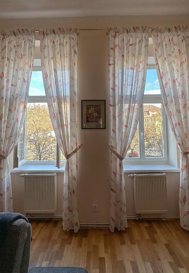 Apartment Bohemia カルロヴィ・ヴァリ エクステリア 写真
