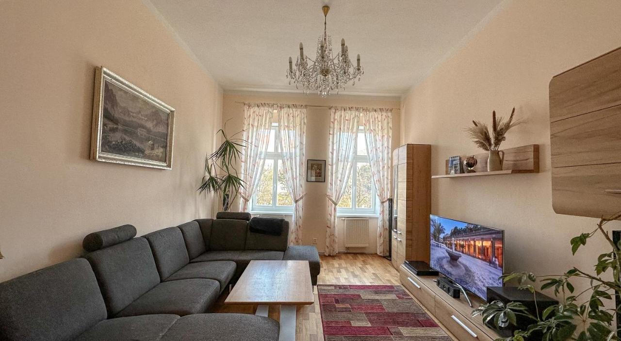 Apartment Bohemia カルロヴィ・ヴァリ エクステリア 写真