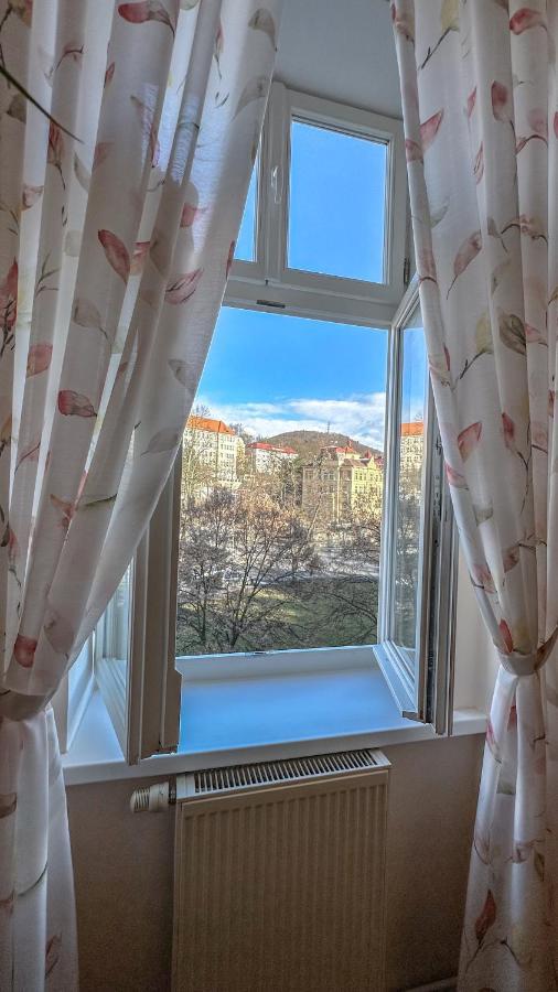 Apartment Bohemia カルロヴィ・ヴァリ エクステリア 写真