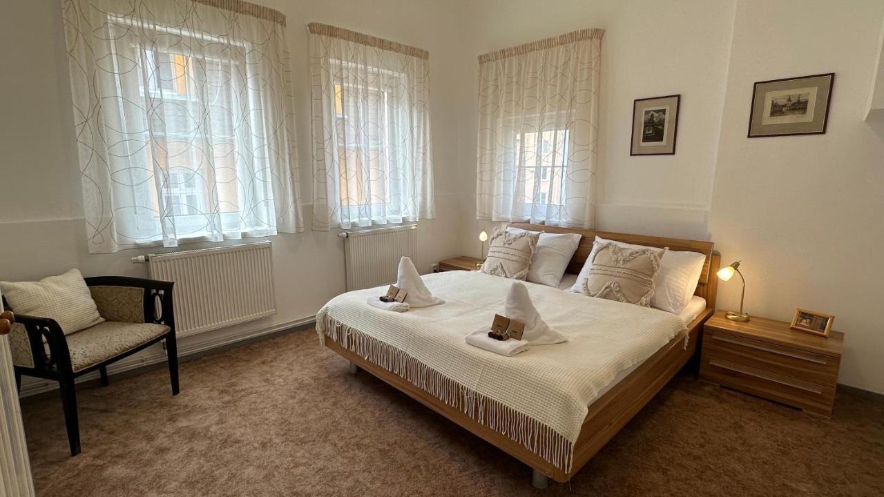 Apartment Bohemia カルロヴィ・ヴァリ エクステリア 写真